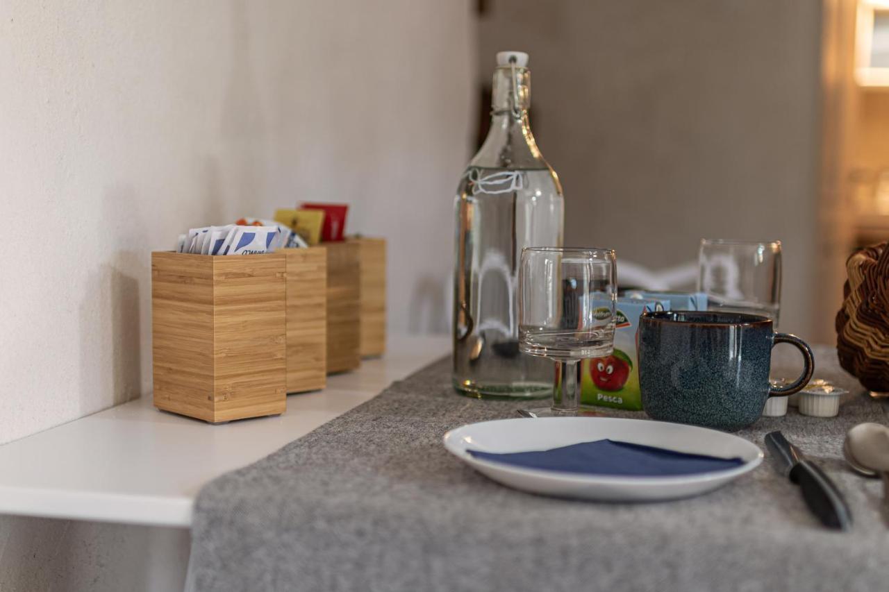 Relais del Brigante Bed & Breakfast Settimo Vittone Bagian luar foto