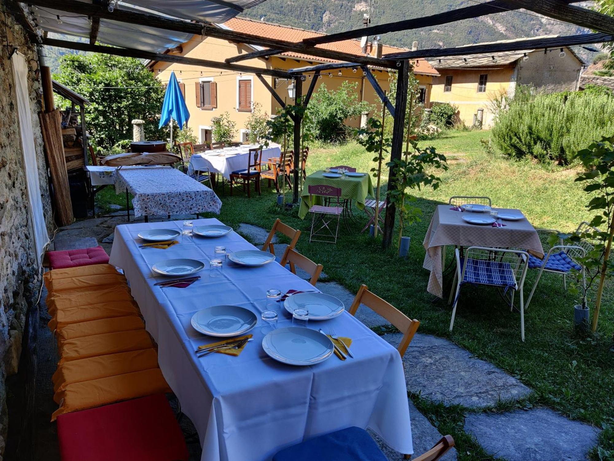 Relais del Brigante Bed & Breakfast Settimo Vittone Bagian luar foto