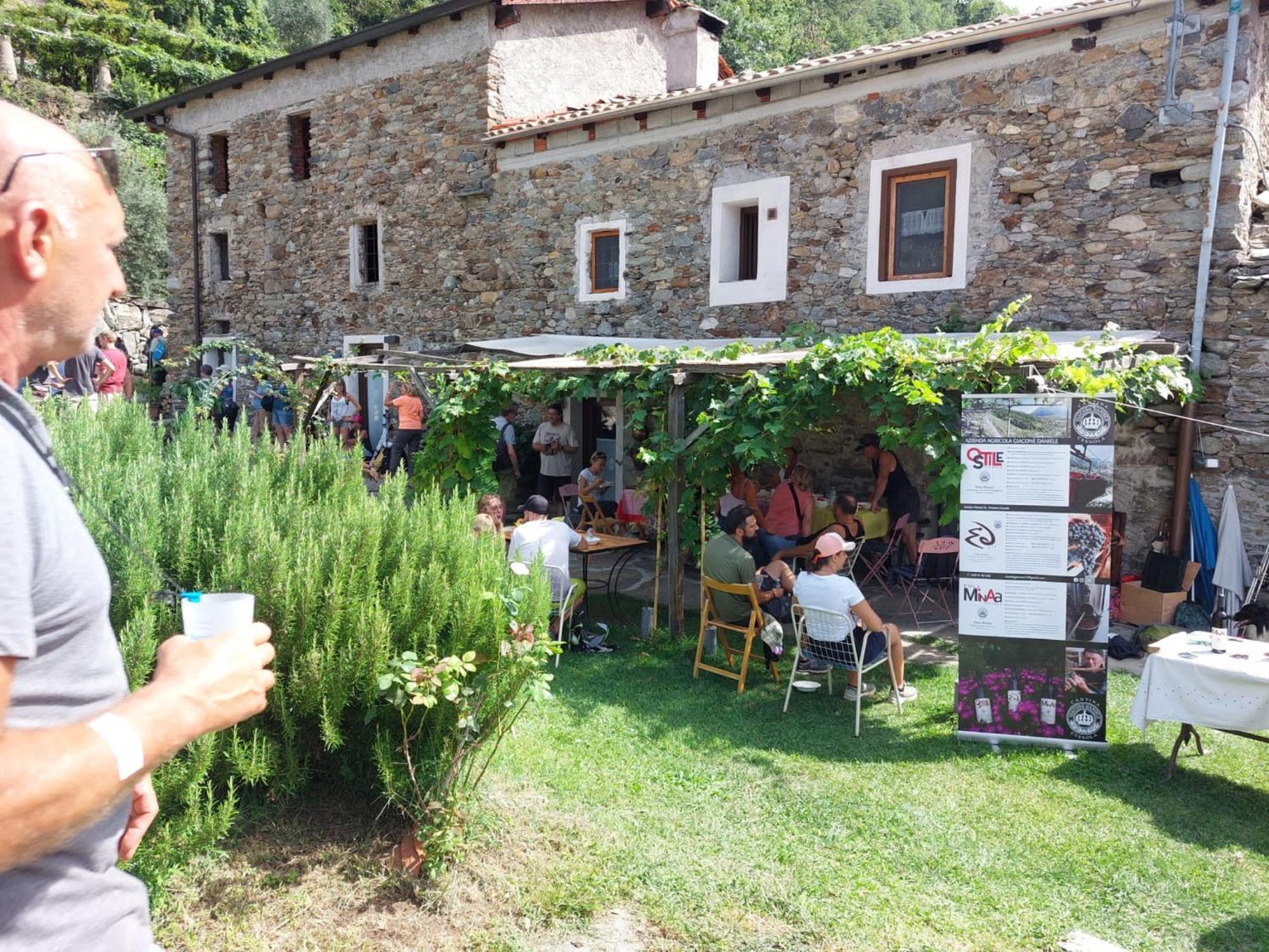 Relais del Brigante Bed & Breakfast Settimo Vittone Bagian luar foto